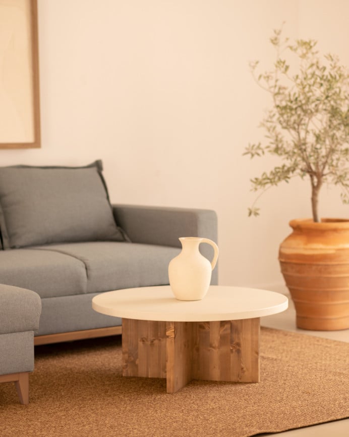 Deco Wood Mesa De Centro Redonda De Microcemento En Tono Blanco Roto Con Patas De Madera Tono Roble Oscuro De Ø60