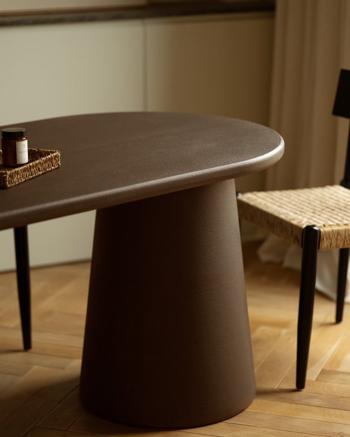 Deco Wood Mesa De Comedor Ovalada De Microcemento Tono Marrón De 160x80cm