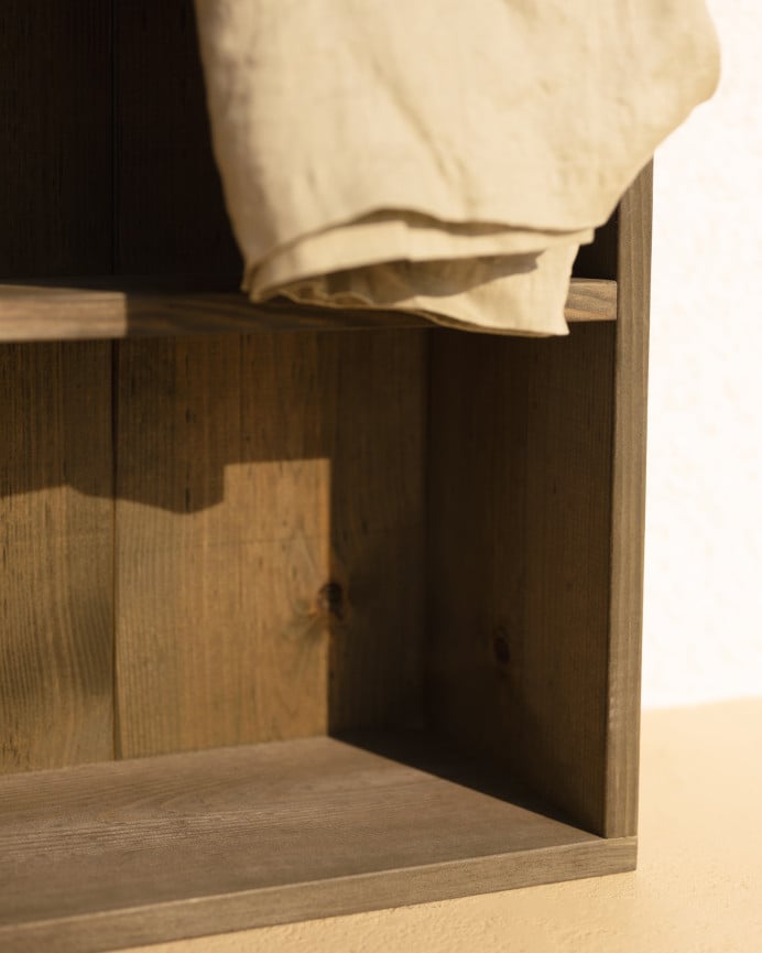 Deco Wood Mesita Auxiliar De Madera Maciza En Tono Verde De 60x40cm