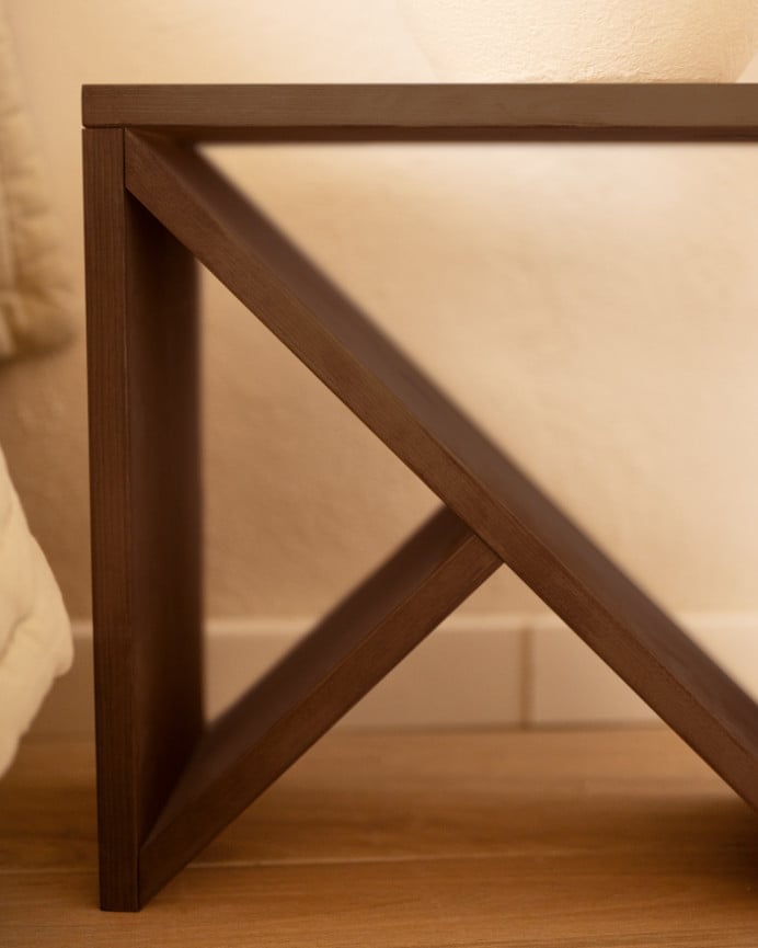 Deco Wood Mesita De Noche O Auxiliar De Madera Maciza En Tono Nogal De 40x40cm