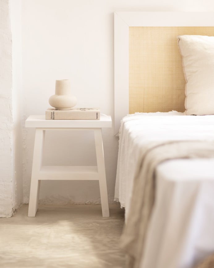 Deco Wood Mesita De Noche O Auxiliar Madera Maciza En Tono Blanco De 45x39cm