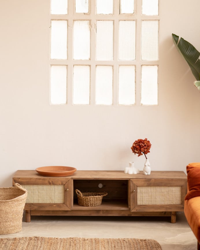 Deco Wood Mueble De TV De Madera Maciza Y Rafia De 2 Puertas En Tono Roble Oscuro De 150x40cm