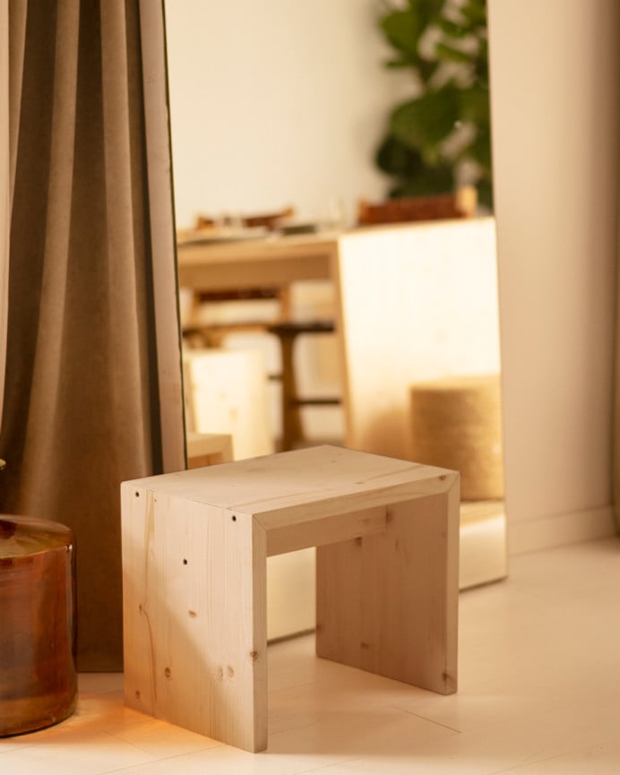 Deco Wood Pack Mesa De Comedor Y 4 Taburetes De Madera Maciza En Tono Roble Medio De 120cm