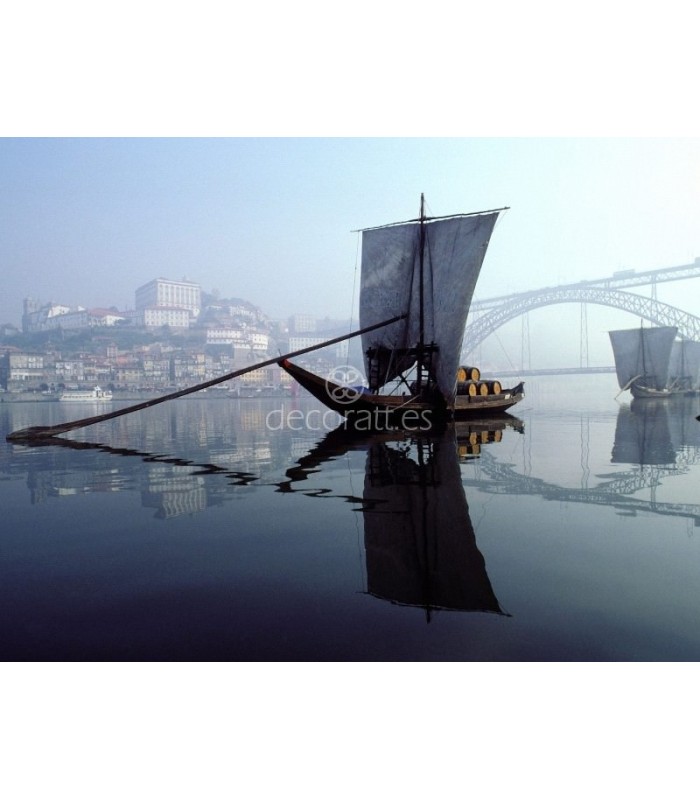 Decoratt Douro River Porto Portugal