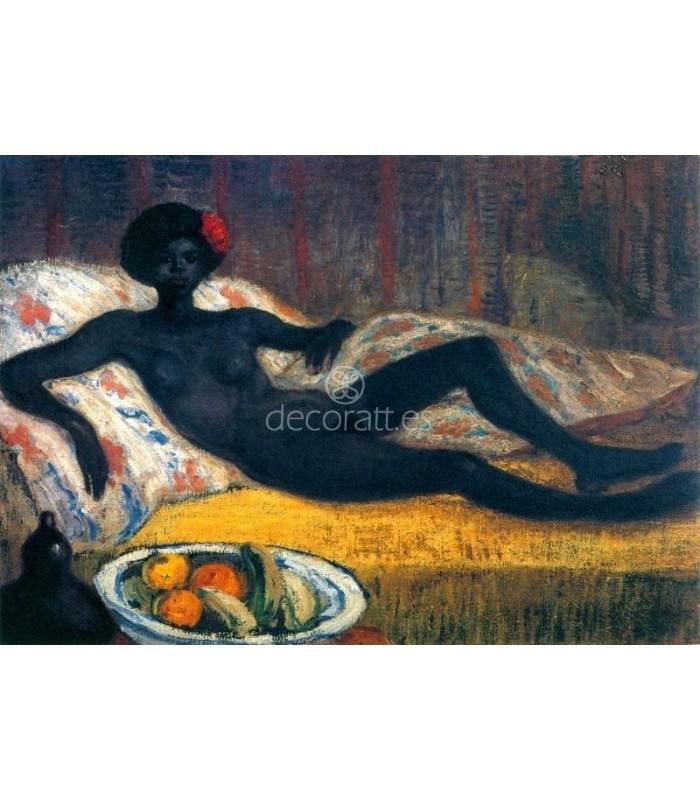 Decoratt Massaida etendue sur un divan