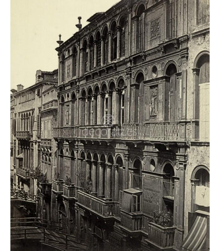 Decoratt Venezia Palazzo by Carlo Ponti
