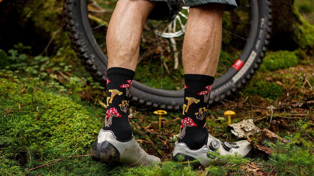 Defeet Aireator 6" Forager