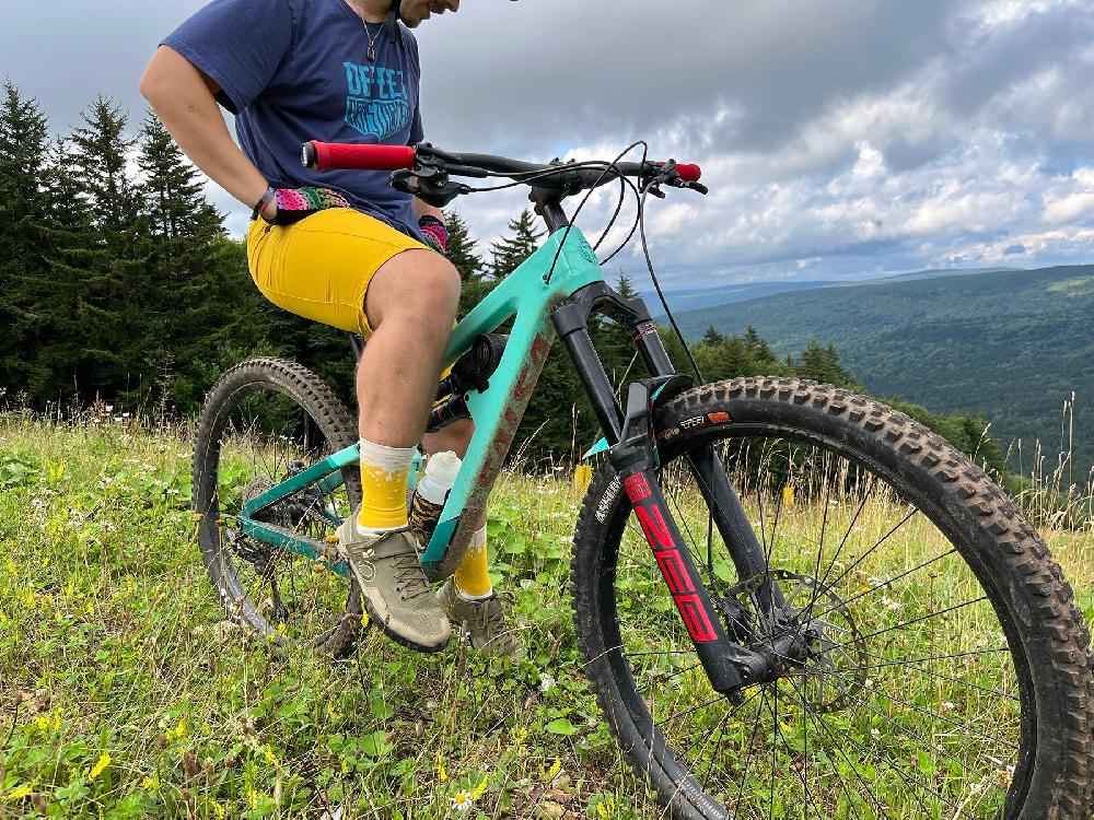 Defeet Aireator 6" Good Head