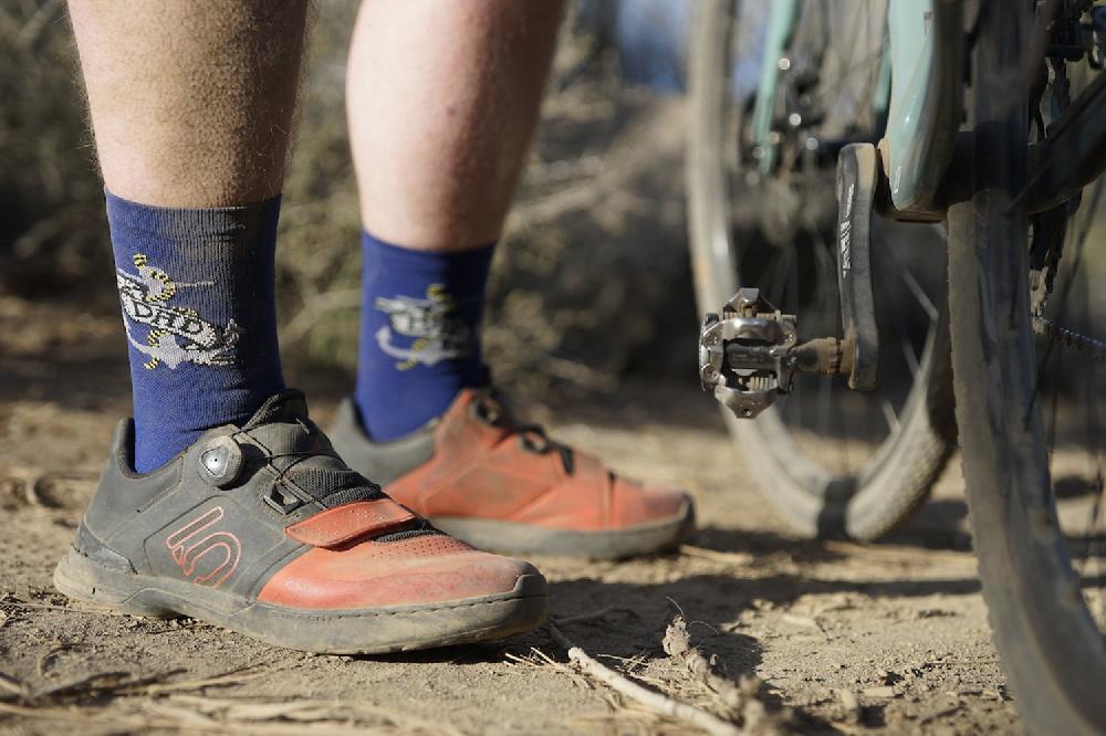 Defeet Aireator 6" Love Dad