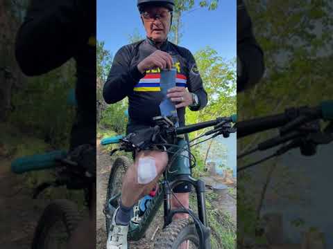 Defeet Cyclismo 6" Black W/DeFeet Tab