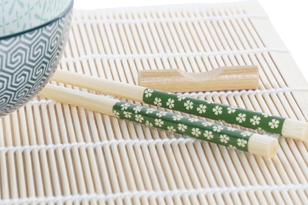 Dekodonia SET SUSHI BAMBÚ Y GRES VERDE PARA CUATRO