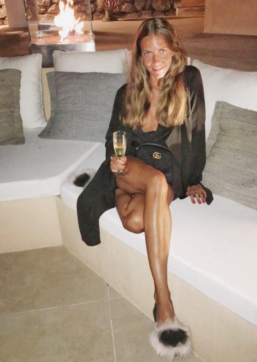 Del Rio London Classic Tuscan Lamb Flats Pink - Suede Slingback