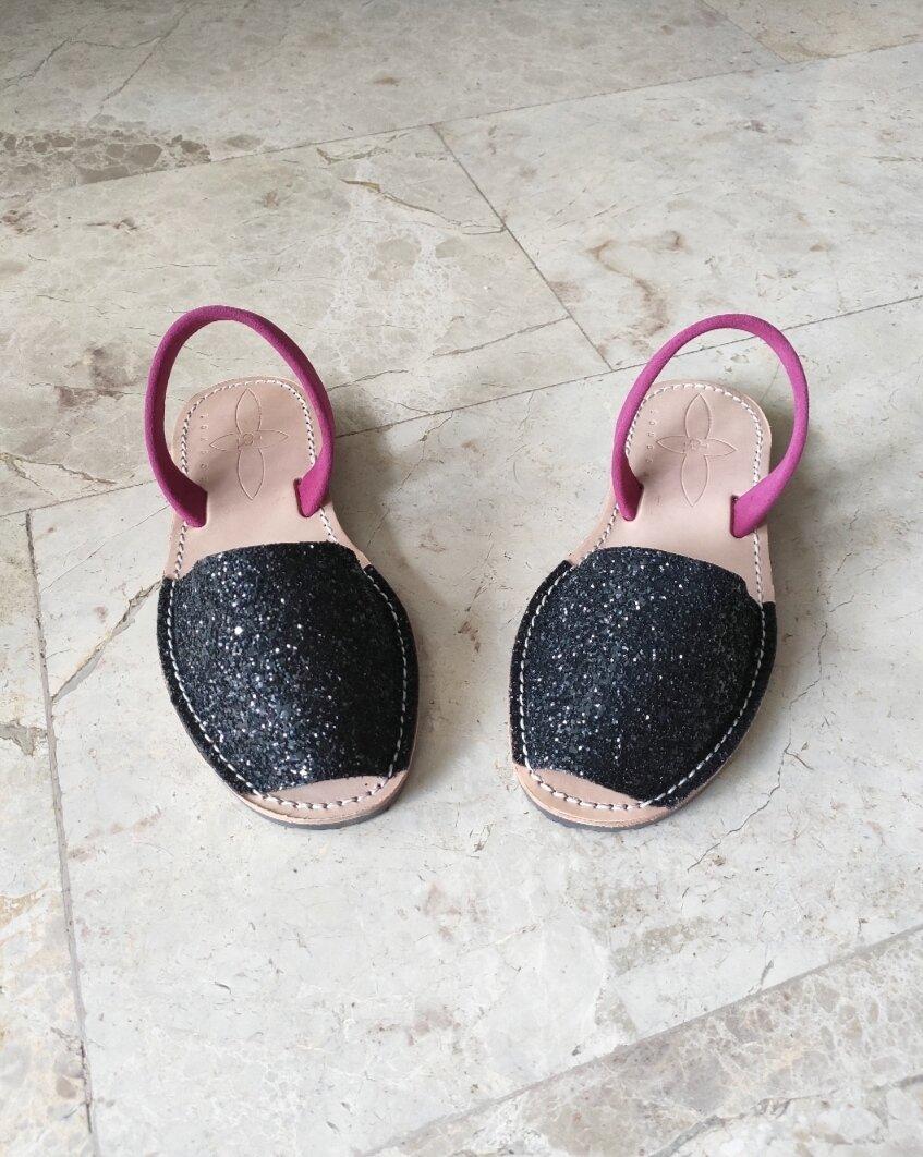 Del rio london Classic Ibiza flats black