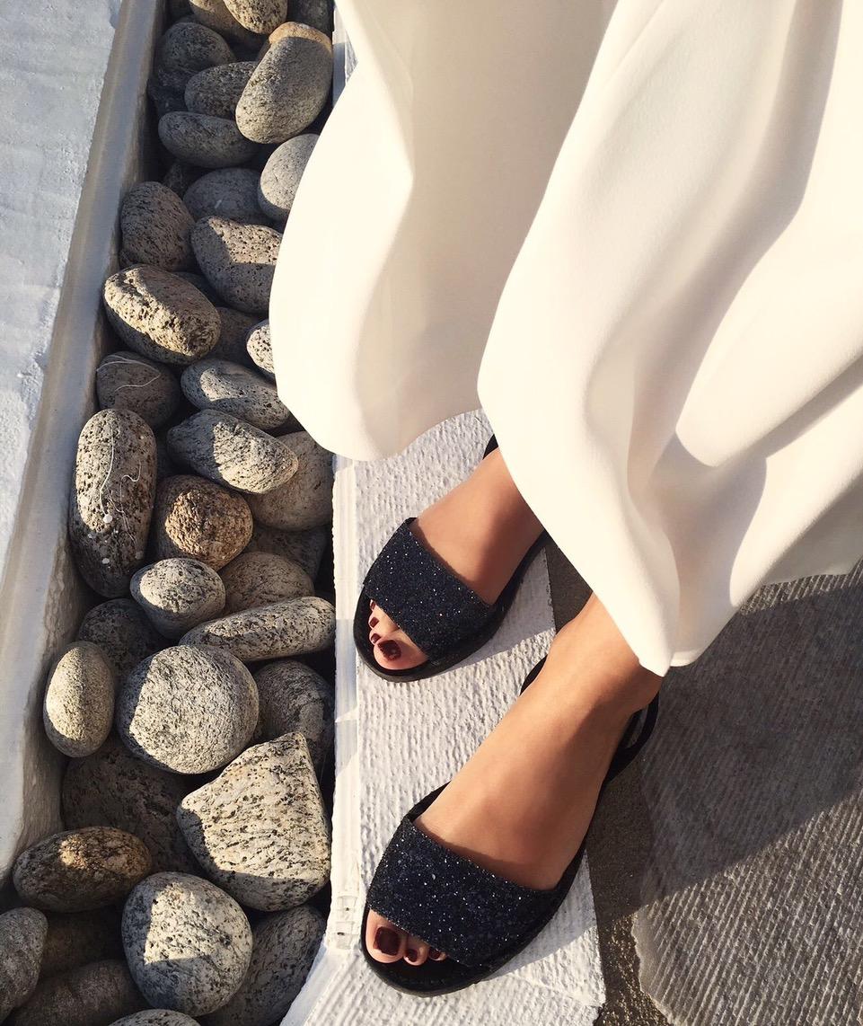 Del rio london Ibiza sandals midnight blue