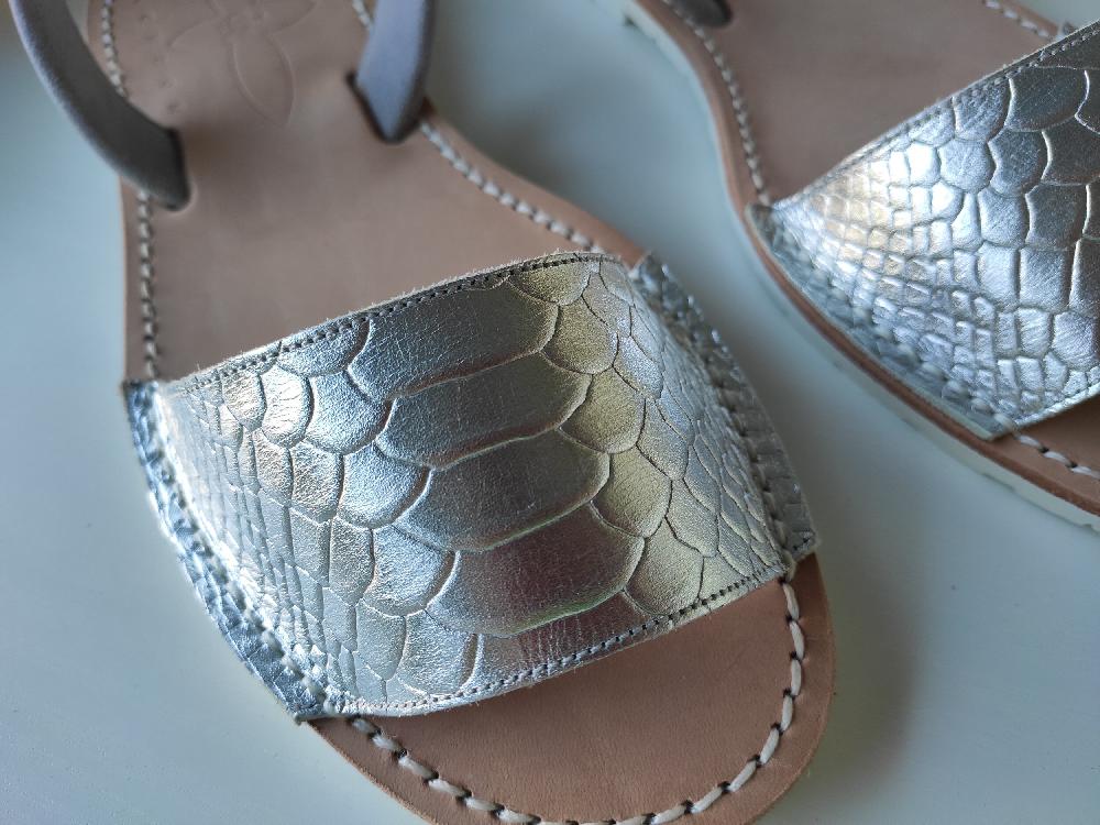 Del Rio London Metallic Snake Embossed Sandals Silver