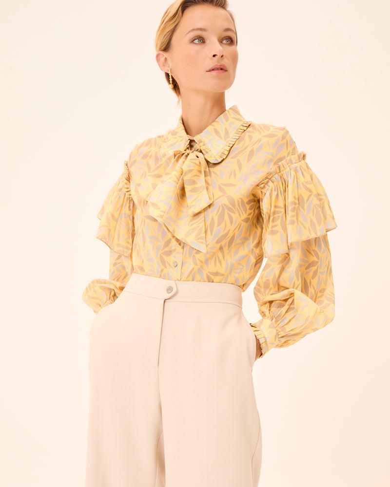 Dolores Promesas Blusa Dune Cuello Lazo