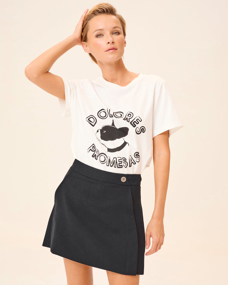 Dolores Promesas Camiseta Lumi