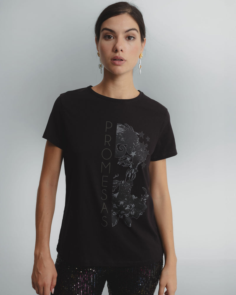 Dolores promesas Camiseta Negra Ilustrada Promesas