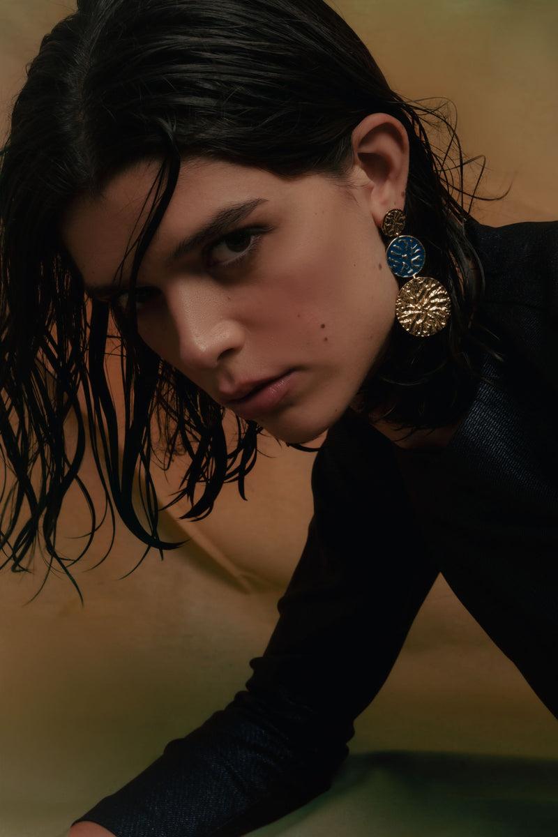 Dolores Promesas Pendientes Geiser Azul