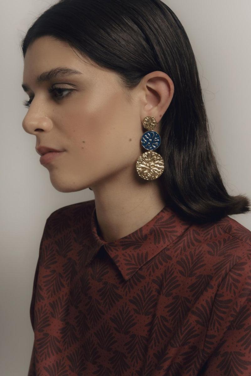 Dolores Promesas Pendientes Geiser Azul