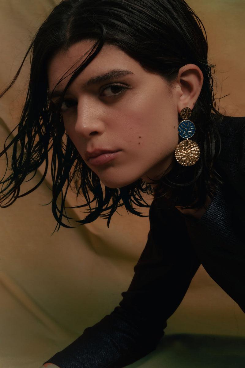 Dolores Promesas Pendientes Geiser Azul