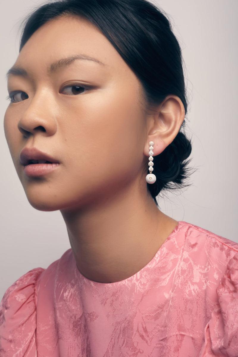 Dolores Promesas Pendientes Hibiscus Blanco