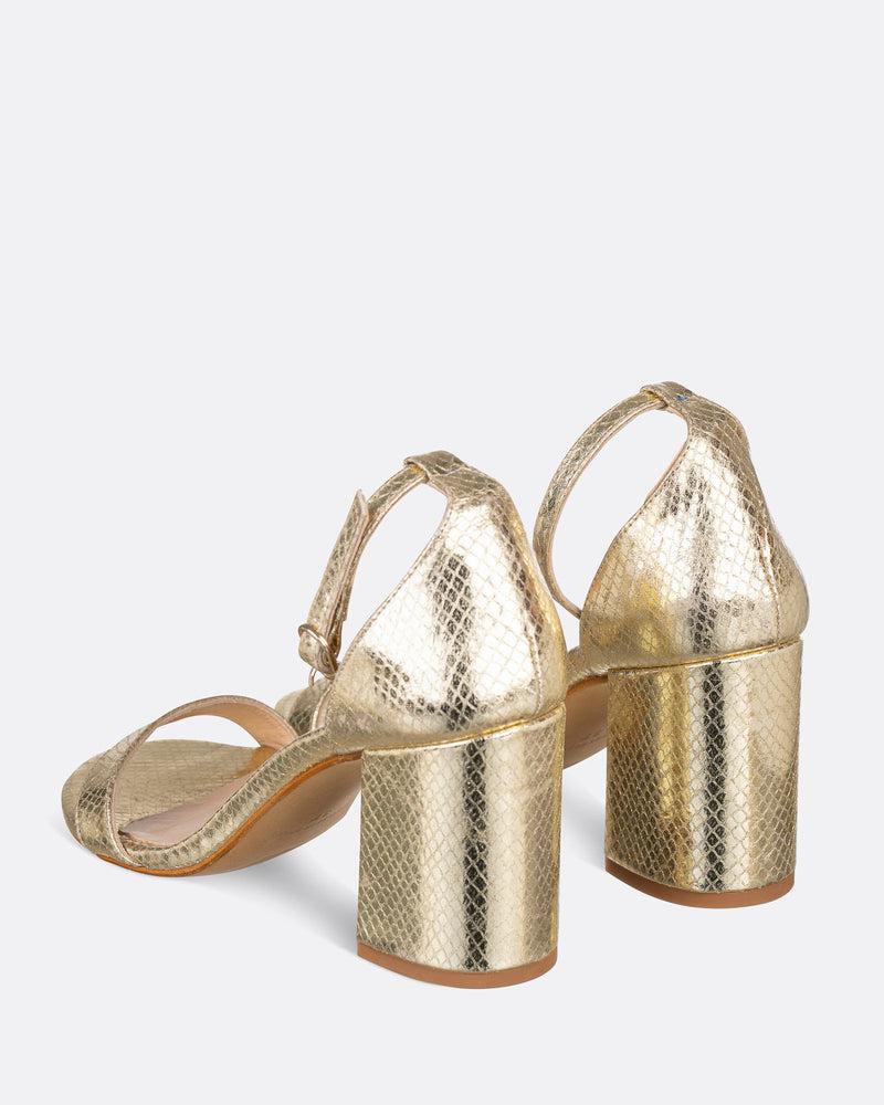 Dolores Promesas Sandalia Tacón Dorada Sonríe