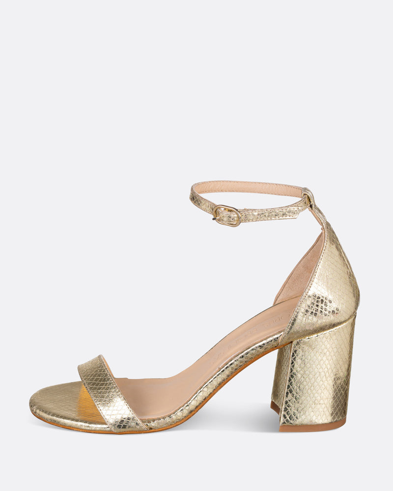 Dolores promesas Sandalia Tacón Dorada Sonríe