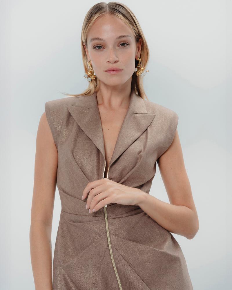 Dolores Promesas Vestido Hombreras Mónica