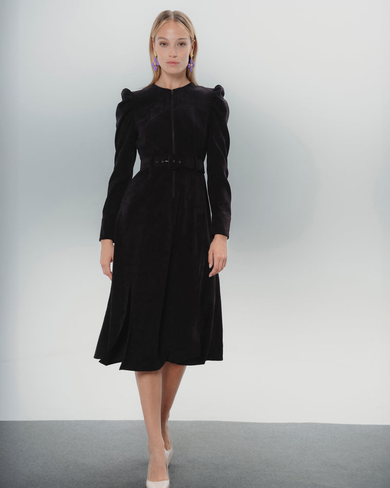 Dolores Promesas Vestido Negro Filipa Manga Abullonada