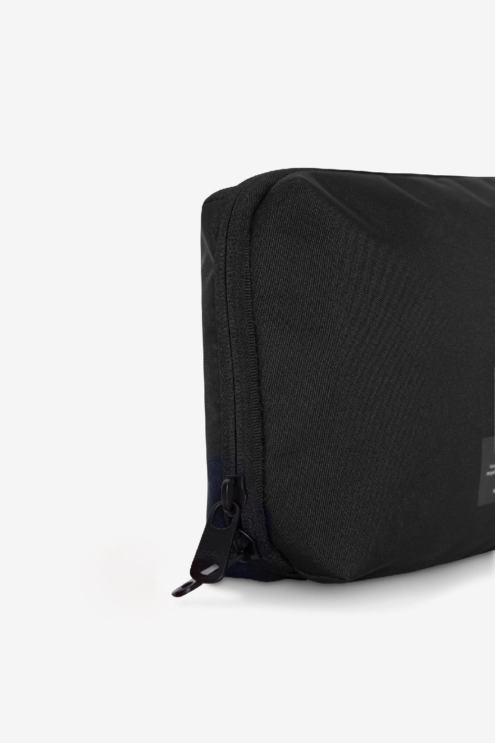 Ecoalf BLACK WAKAI ORGANISER