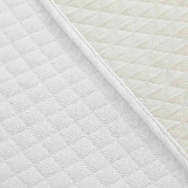 Eiffel Textile Colcha Bouti Pique Lisa Reversible Rombos. Silver