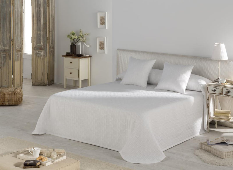 Eiffel textile Tejidos J.V.R. Colcha Bouti Lisa Modelo Happy