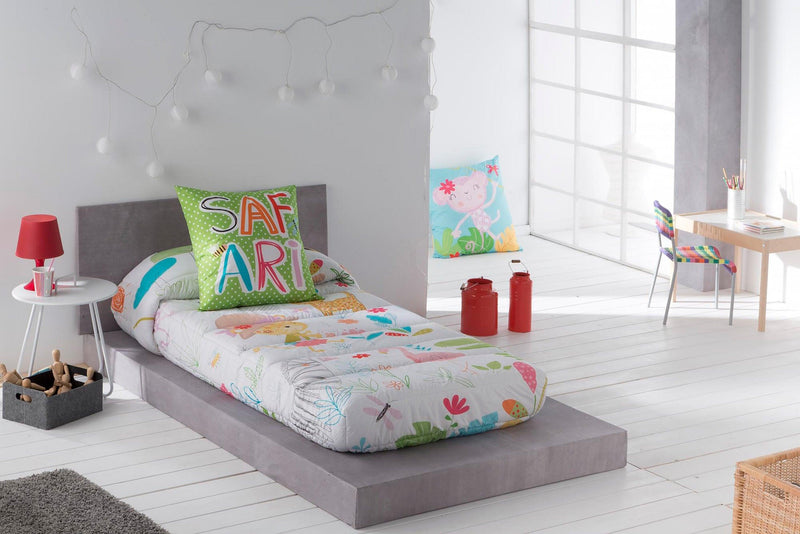 Eiffel Textile Tejidos JVR Edredon Ajustable Estampados. Modelo Zoo