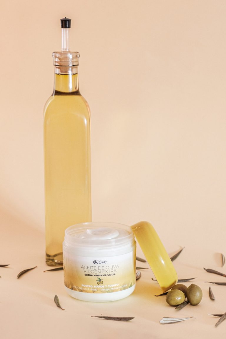 Ejove CREMA HIDRATANTE CON ACEITE DE OLIVA PARA ROSTRO MANOS Y CUERPO [EJ128] 300ml