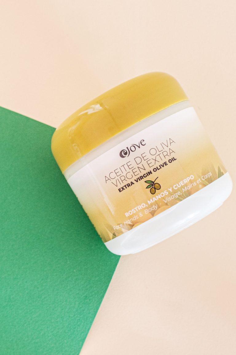 Ejove CREMA HIDRATANTE CON ACEITE DE OLIVA PARA ROSTRO MANOS Y CUERPO [EJ128] 300ml