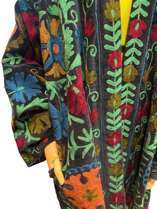 El Caballo Abrigo Bordado