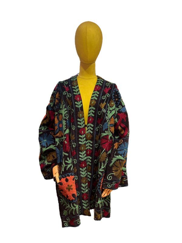 El caballo Abrigo bordado