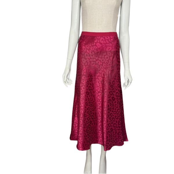 El caballo Falda satén animal print