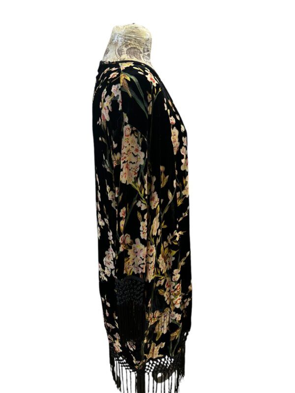 El Caballo Kimono Flecos