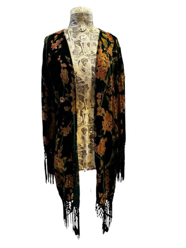 El caballo Kimono flecos