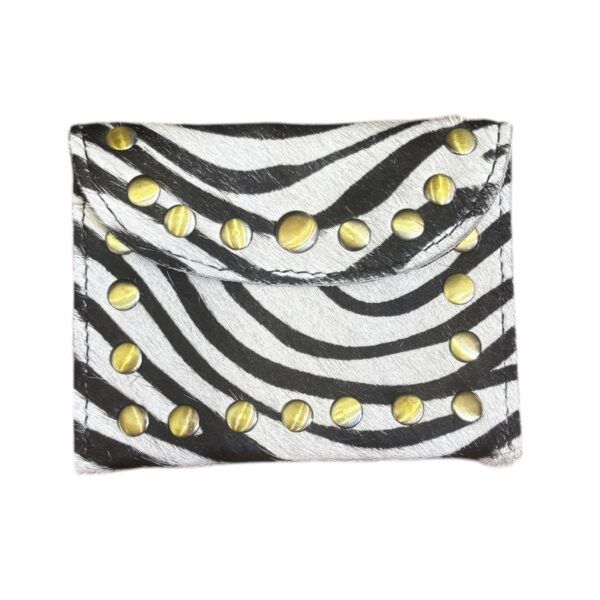 El caballo Monedero con tachuelas