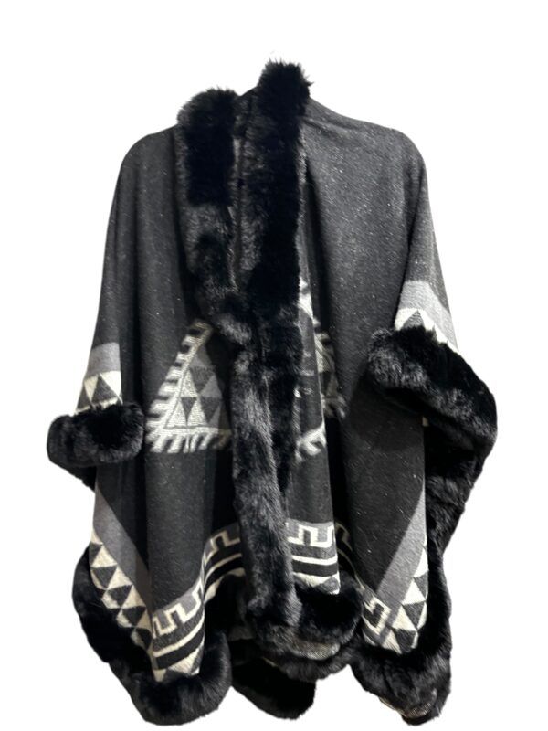 El Caballo Poncho Nuria