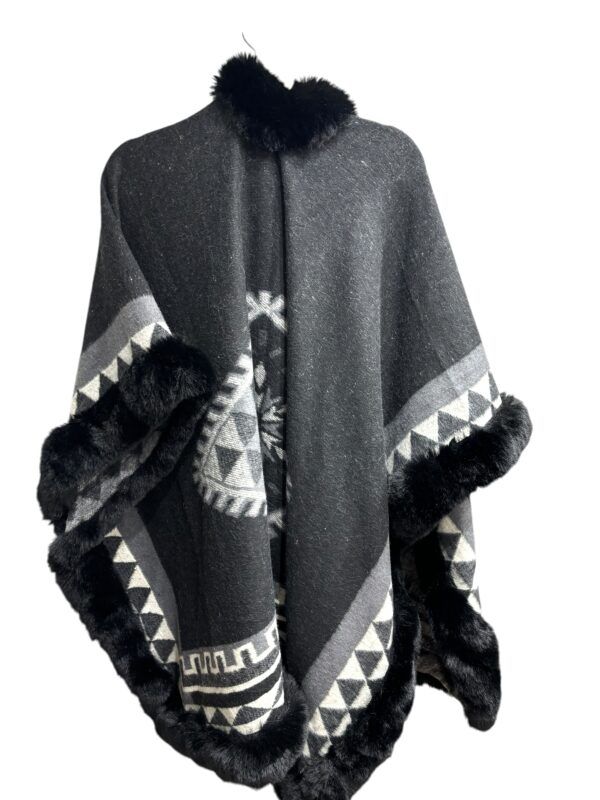 El Caballo Poncho Nuria