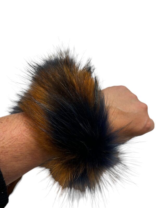 El caballo Puños multicolor