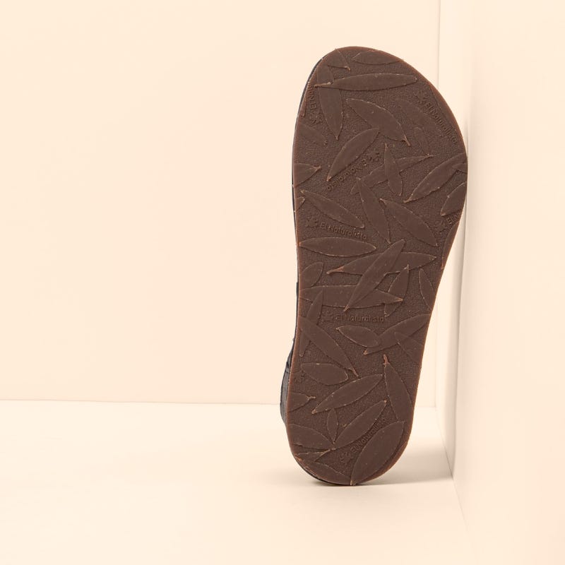 El Naturalista 5673 BARE