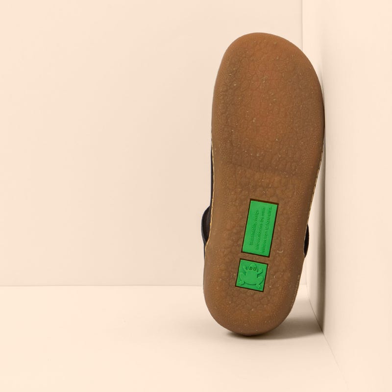 El Naturalista 5736 PAWIKAN