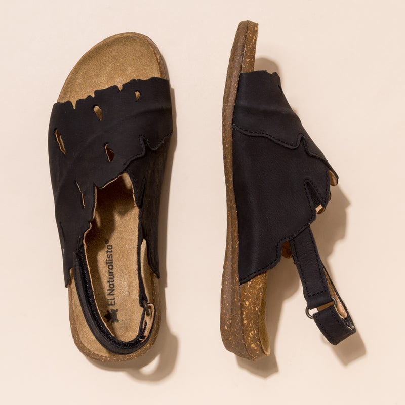 El Naturalista N5068 PLEASANT BLACK / WAKATAUA