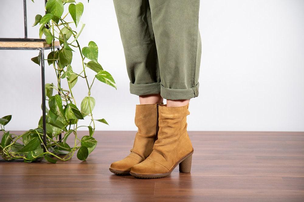 El Naturalista N5160 LUX SUEDE CALDERA / TRIVIA