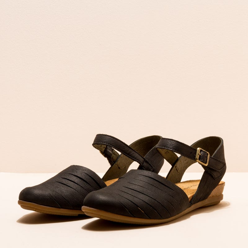 El Naturalista N5201 PLEASANT BLACK/ STELLA